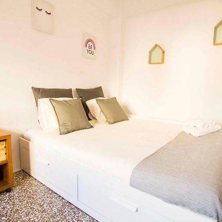 P&P Apartaments Arapiles Малага Екстер'єр фото