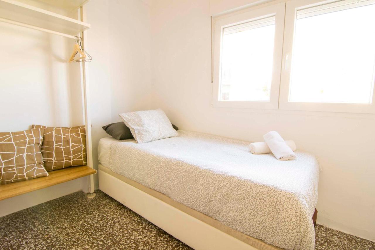 P&P Apartaments Arapiles Малага Екстер'єр фото