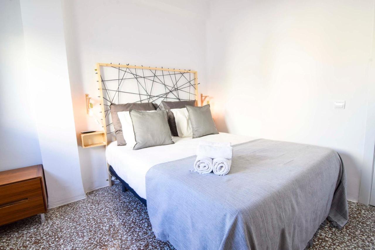 P&P Apartaments Arapiles Малага Екстер'єр фото